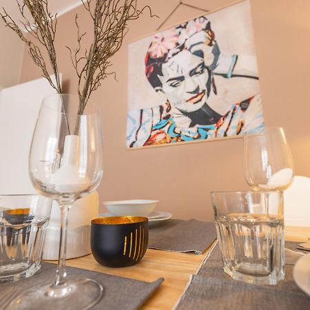Bautzen Living Appartement - Zentrumslage Parkplatz Babybett バウツェン エクステリア 写真
